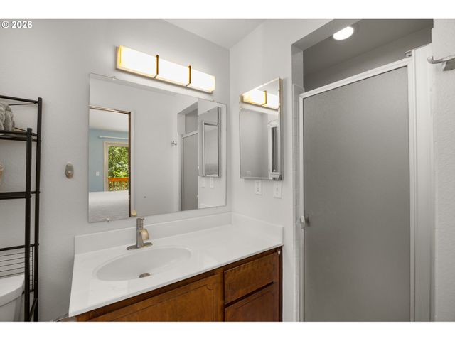 3128 Se TIMBERLAKE Dr, Hillsboro, OR 97123