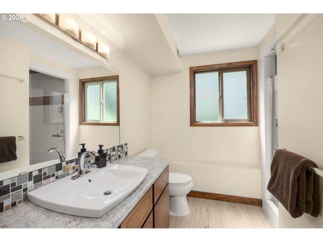 3128 Se TIMBERLAKE Dr, Hillsboro, OR 97123