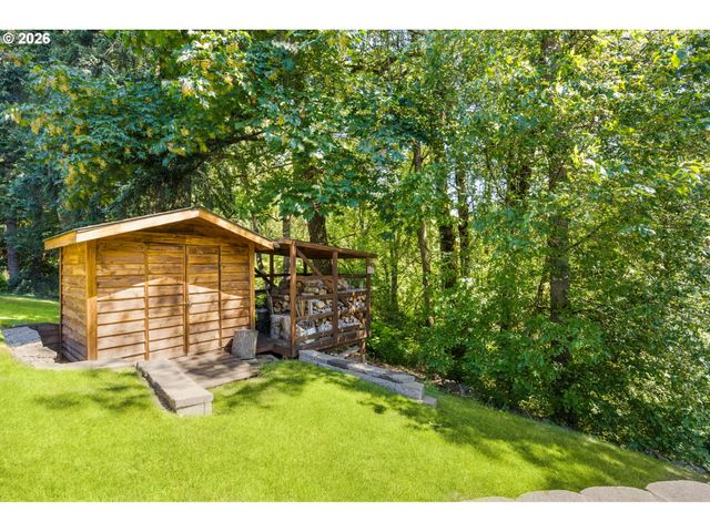 3128 Se TIMBERLAKE Dr, Hillsboro, OR 97123