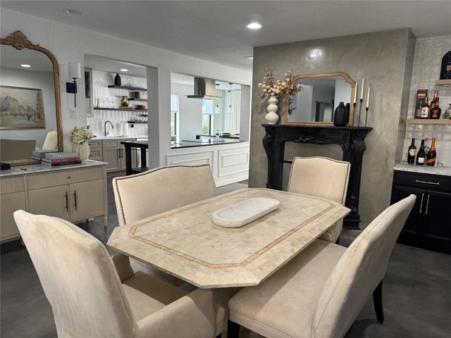 6332 Southpoint Drive, Dallas, TX 75248