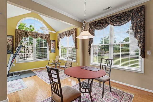 533 Pioneer Ln, New Sewickley Twp, PA 15042