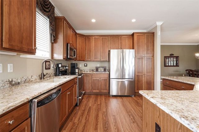 533 Pioneer Ln, New Sewickley Twp, PA 15042