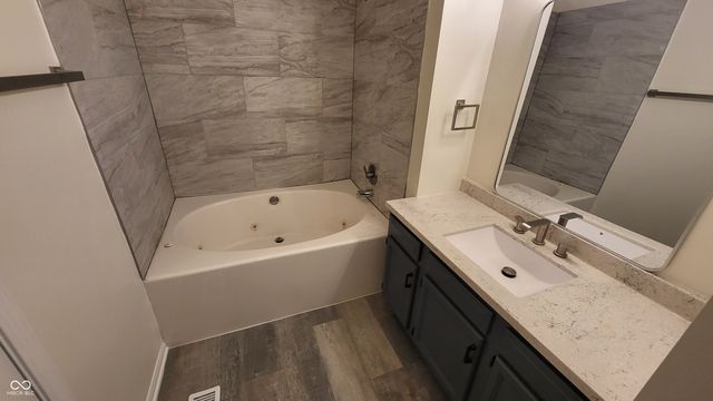 11539 Hidden Bay, Indianapolis, IN 46236
