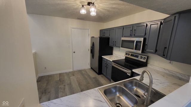 11539 Hidden Bay, Indianapolis, IN 46236