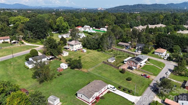 10 Brad Street, Asheville, NC 28803