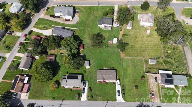 10 Brad Street, Asheville, NC 28803