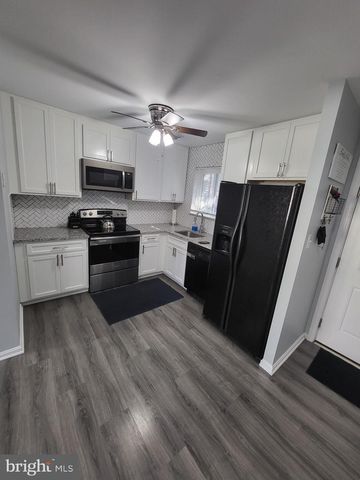 3086 HEATHCOTE RD, Waldorf, MD 20602