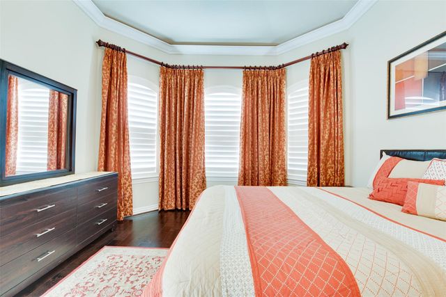 2011 Flower Garden Lane, Houston, TX 77077