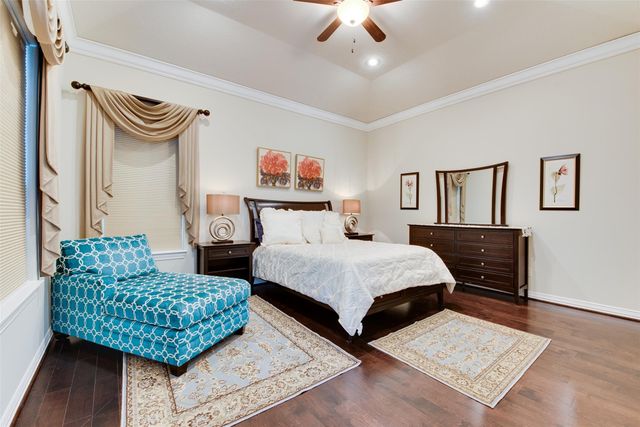 2011 Flower Garden Lane, Houston, TX 77077