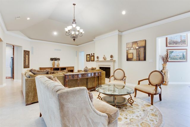 2011 Flower Garden Lane, Houston, TX 77077