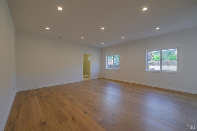 8388 Paradise Lagoon Dr, Lucerne, CA 95458