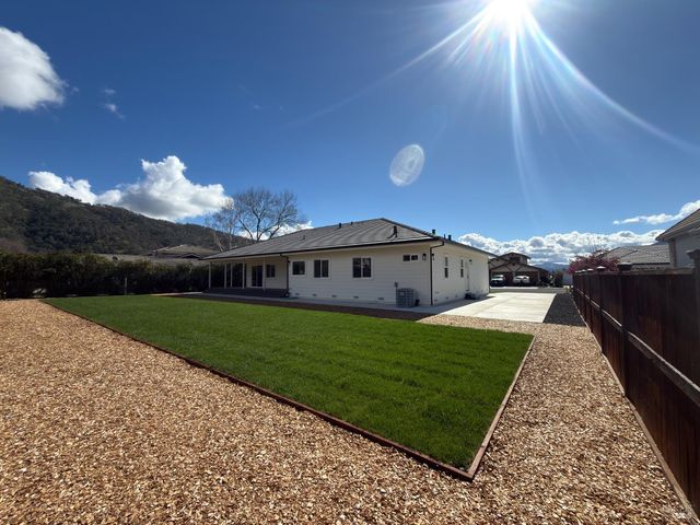 8388 Paradise Lagoon Dr, Lucerne, CA 95458
