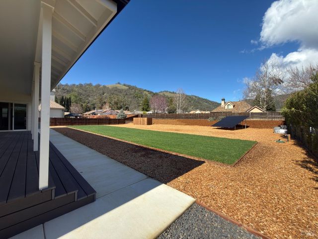 8388 Paradise Lagoon Dr, Lucerne, CA 95458
