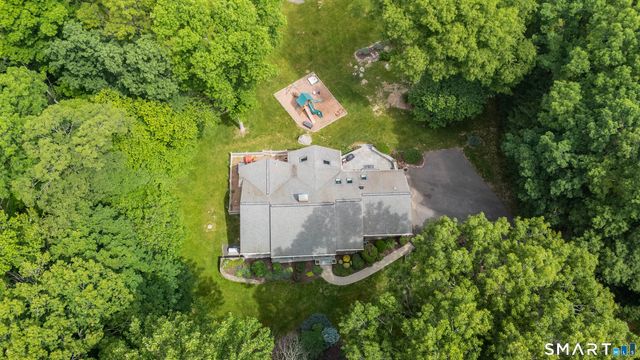 14 Saw Mill Road, Weston, CT 06883