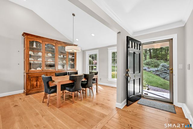 14 Saw Mill Road, Weston, CT 06883