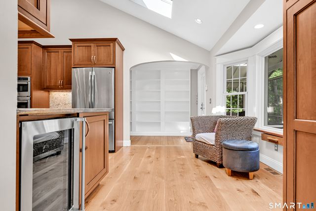14 Saw Mill Road, Weston, CT 06883