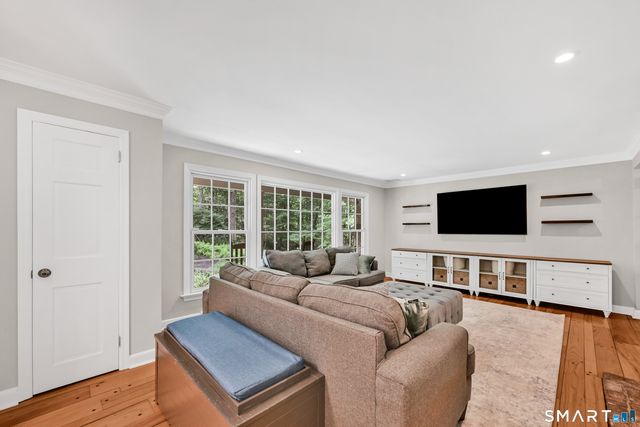 14 Saw Mill Road, Weston, CT 06883