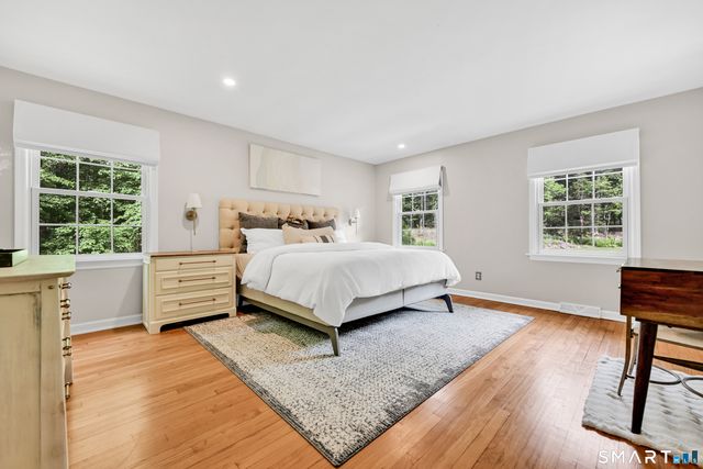 14 Saw Mill Road, Weston, CT 06883