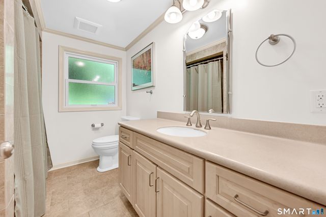 14 Saw Mill Road, Weston, CT 06883