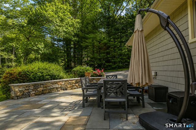 14 Saw Mill Road, Weston, CT 06883