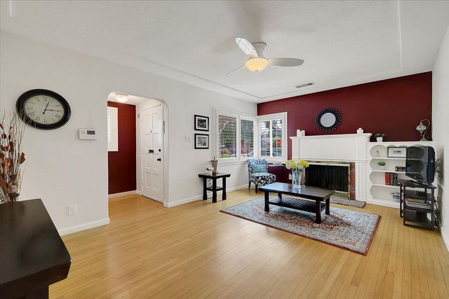 817 3rd Ave, Sacramento, CA 95818