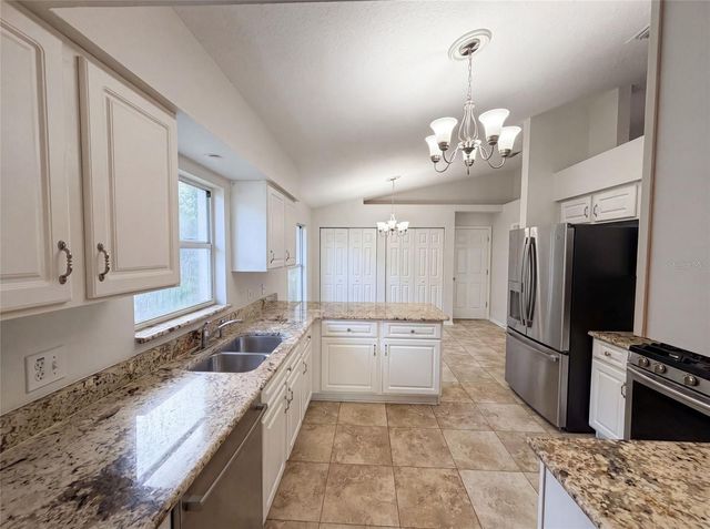 19606 MORDEN BLUSH DRIVE, Lutz, FL 33558