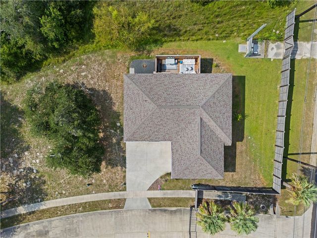 101 Boardwalk Ave, Rockport, TX 78382