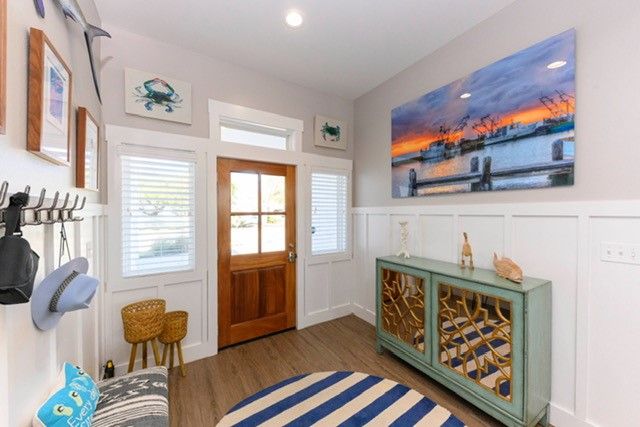 101 Boardwalk Ave, Rockport, TX 78382