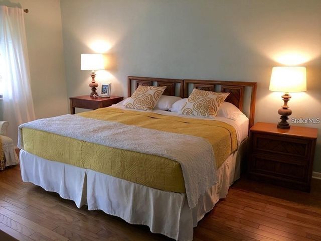 4562 KINGSMERE 41, Sarasota, FL 34235