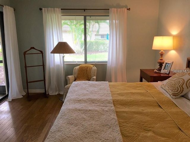 4562 KINGSMERE 41, Sarasota, FL 34235