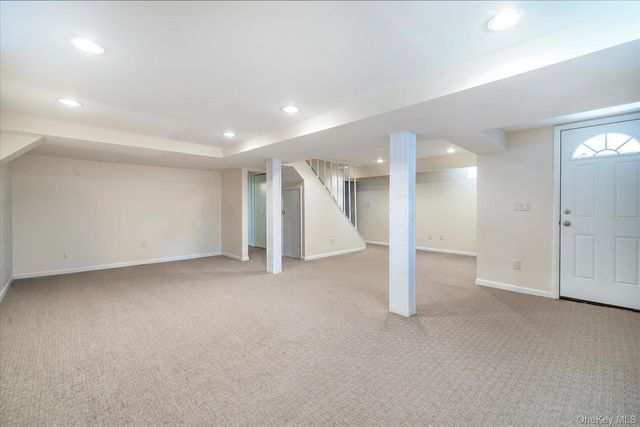 75 Wagg Avenue, Malverne, NY 11565