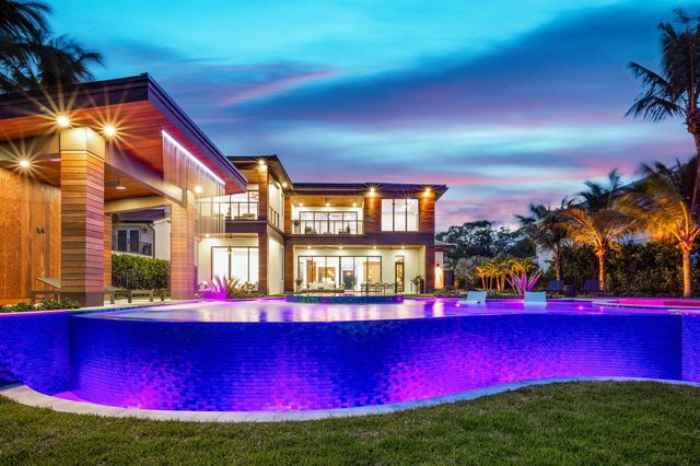 1708 N Lakeside Drive, Lake Worth Beach, FL 33460