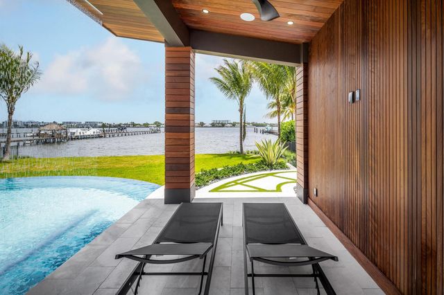 1708 N Lakeside Drive, Lake Worth Beach, FL 33460