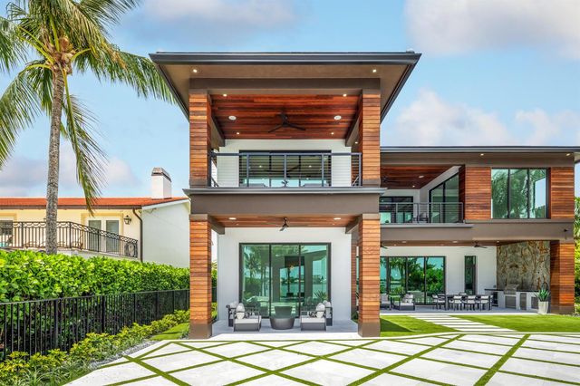 1708 N Lakeside Drive, Lake Worth Beach, FL 33460
