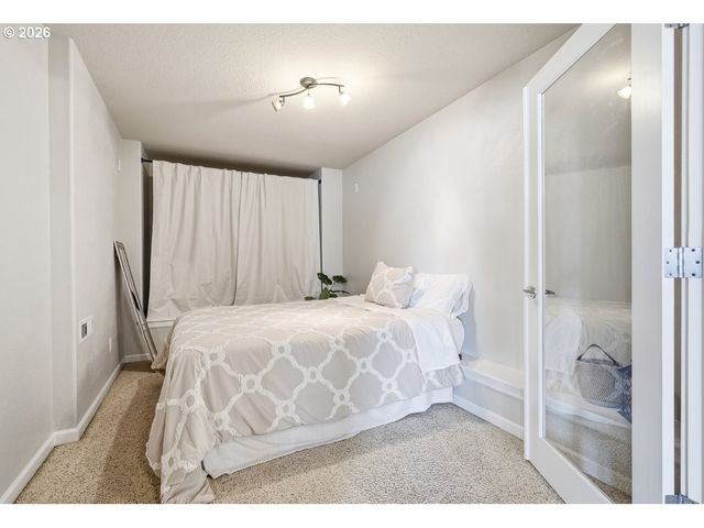 404 N X St, Washougal, WA 98671