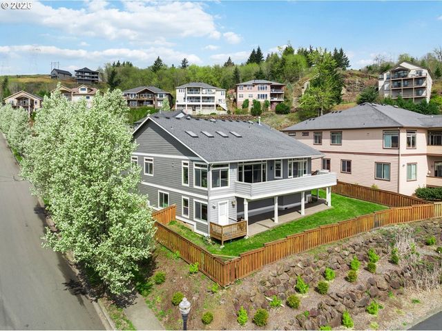 404 N X St, Washougal, WA 98671