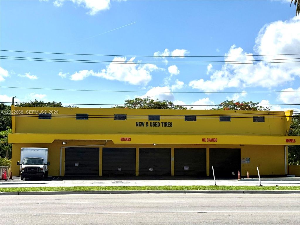 20400 S Dixie Highway, Cutler Bay, FL 33189