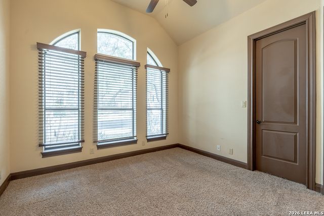 6 Rugby Ln, San Antonio, TX 78257