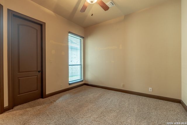 6 Rugby Ln, San Antonio, TX 78257