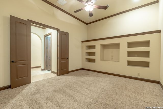 6 Rugby Ln, San Antonio, TX 78257