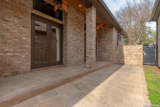 6 Rugby Ln, San Antonio, TX 78257