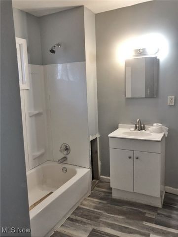 13912 Baldwin Avenue, East Cleveland, OH 44112