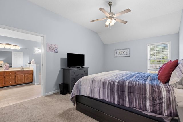 8710 OLD POST RD, Memphis, TN 38018