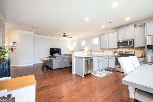 135 Village Trail, Woodstock, GA 30188