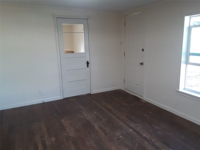 104 Boze Street, Waxahachie, TX 75165