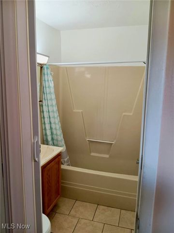 1039 Emerson Avenue, Parkersburg, WV 26104