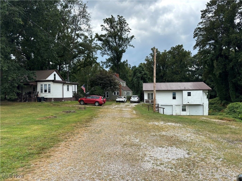 1039 Emerson Avenue, Parkersburg, WV 26104