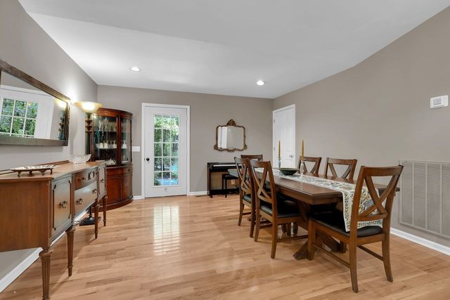 1637 Clifftops Ave, Monteagle, TN 37356