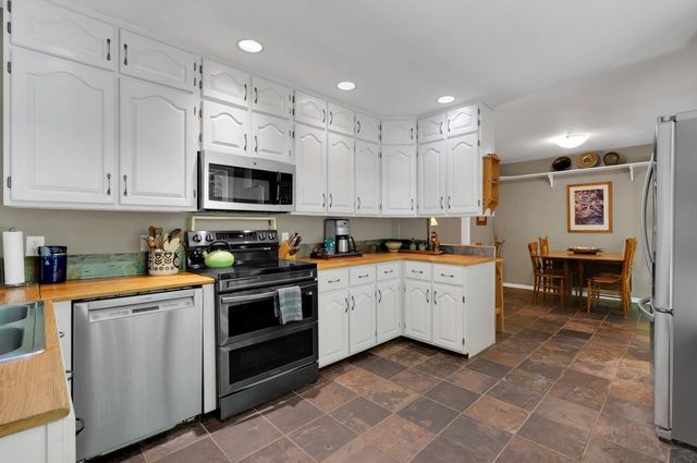 1637 Clifftops Ave, Monteagle, TN 37356