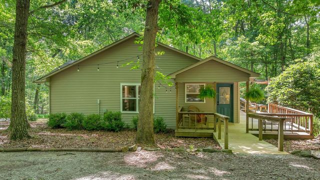 1637 Clifftops Ave, Monteagle, TN 37356